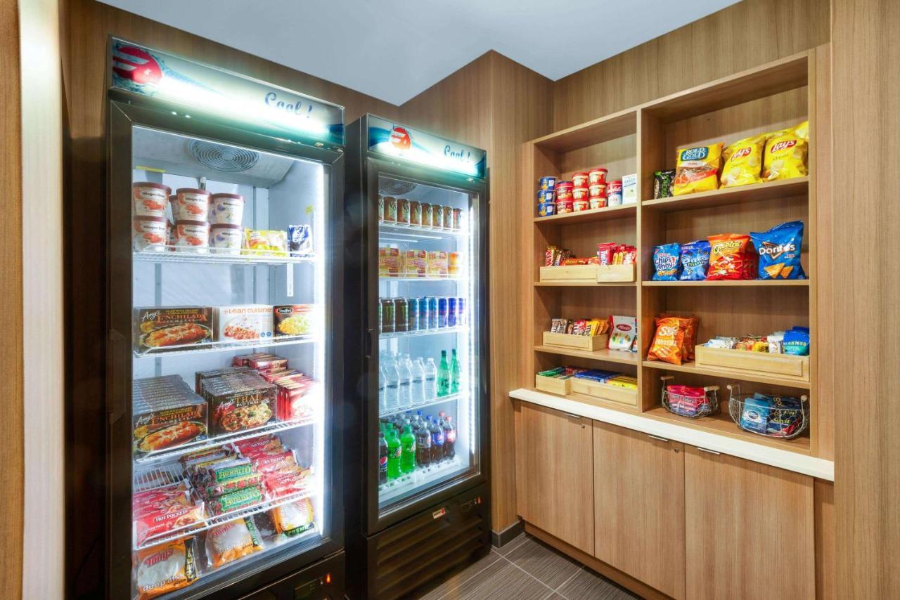 Microtel Inn & Suites By Wyndham Farmington Bagian luar foto