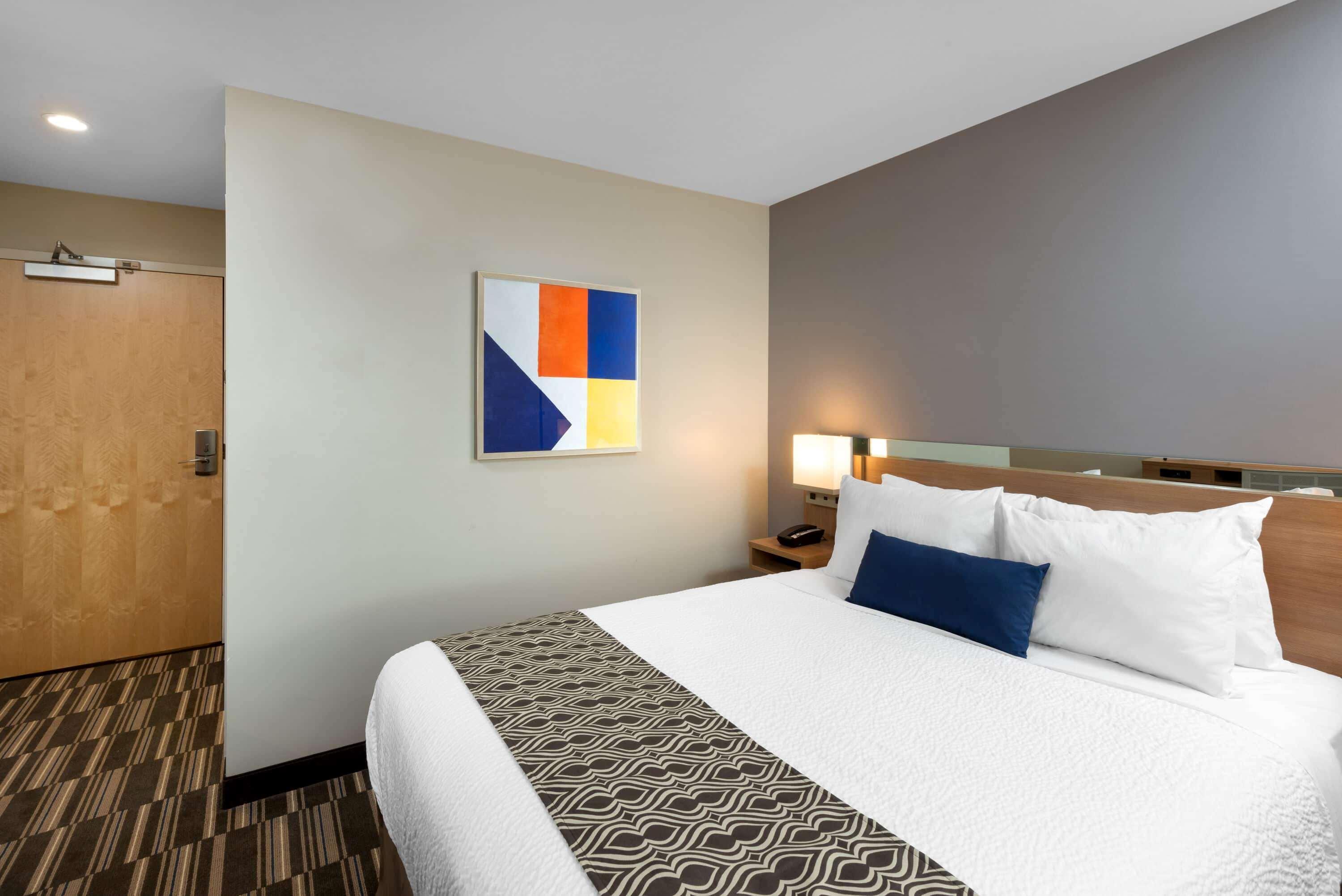 Microtel Inn & Suites By Wyndham Farmington Bagian luar foto