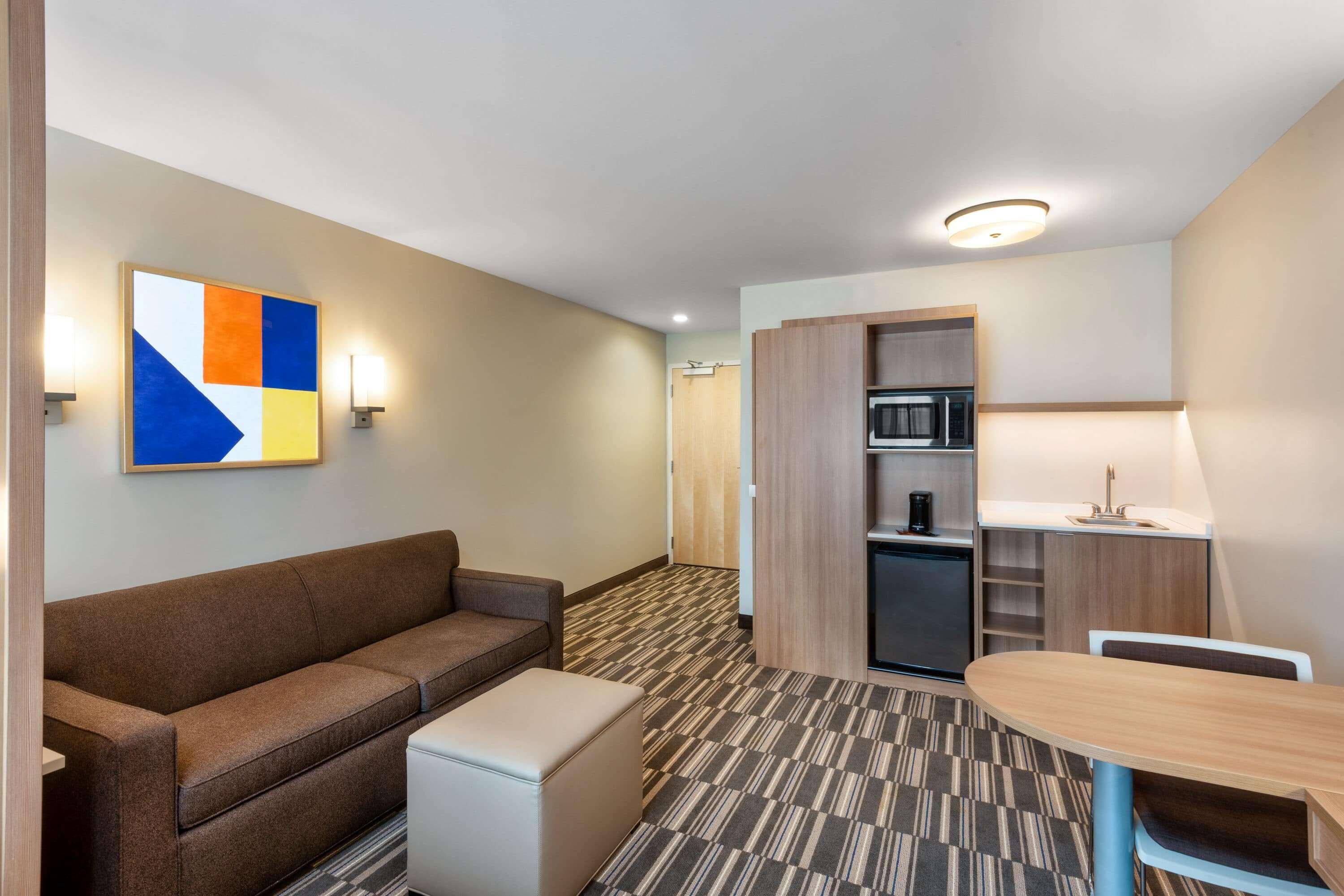 Microtel Inn & Suites By Wyndham Farmington Bagian luar foto