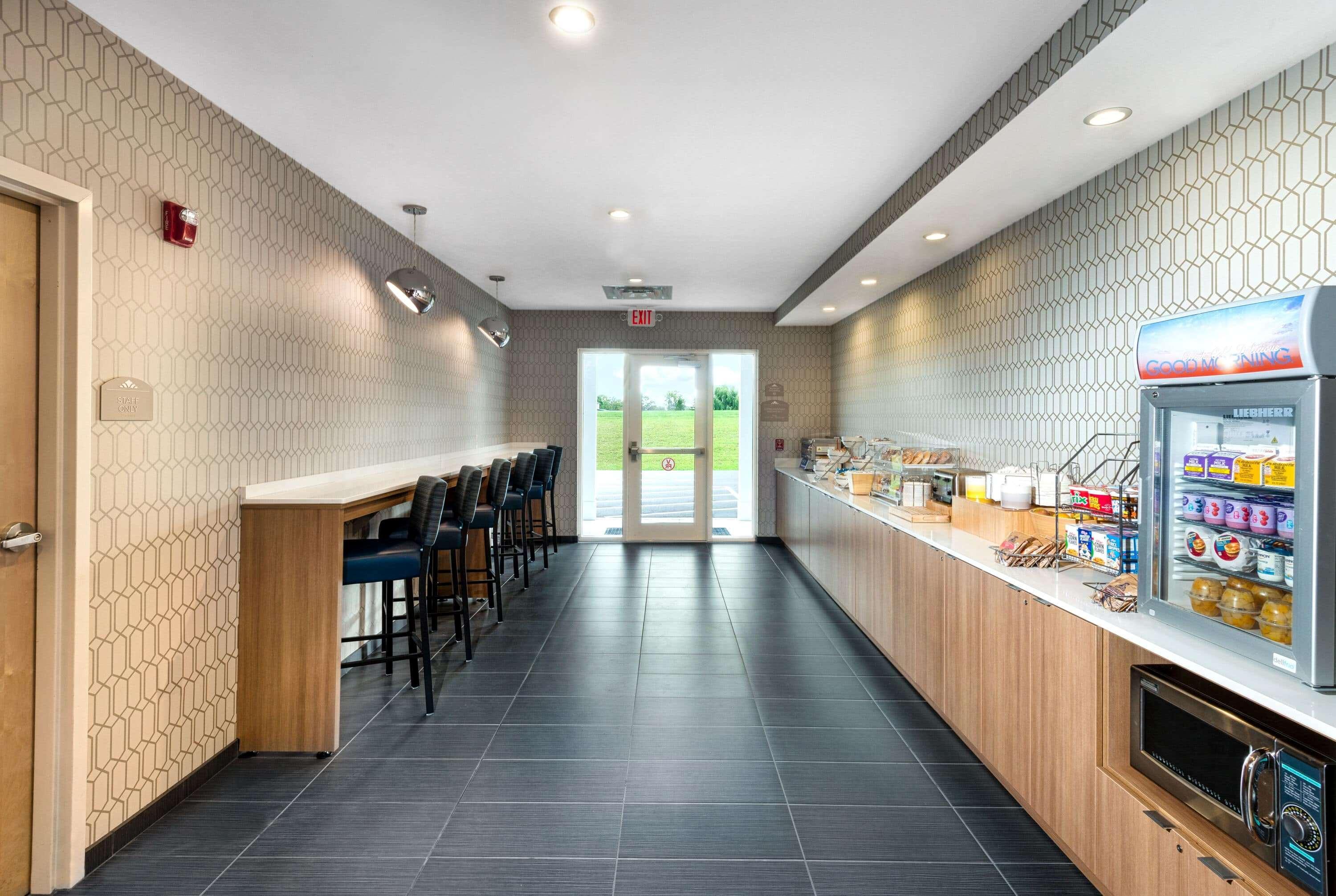 Microtel Inn & Suites By Wyndham Farmington Bagian luar foto